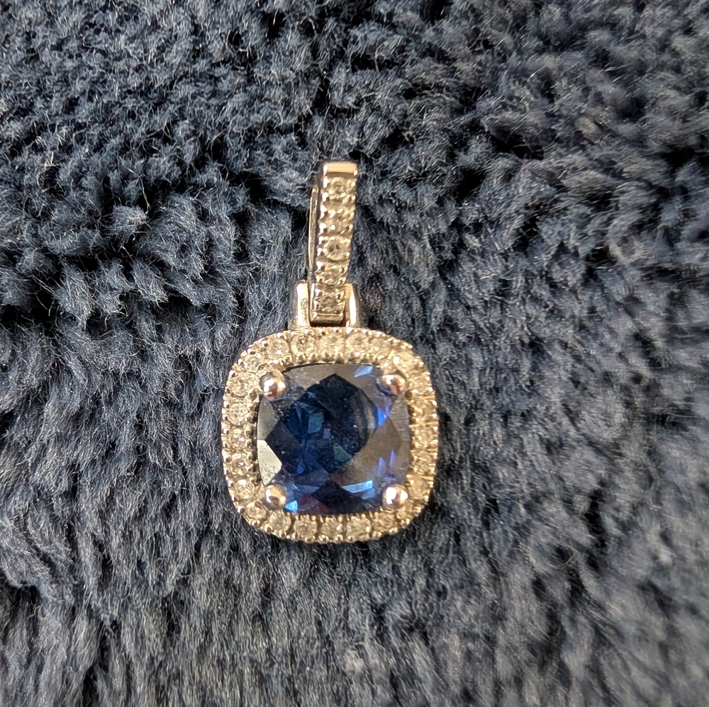 Rogers & Hollands 10KW Gold  Lab Created Diamond & Lab Sapphire Pendant